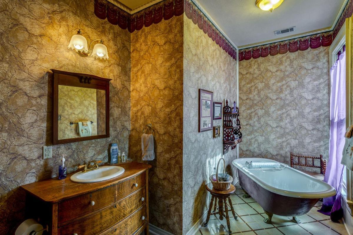 Four Winds Victorian Venue & Suites Bonham Cameră foto
